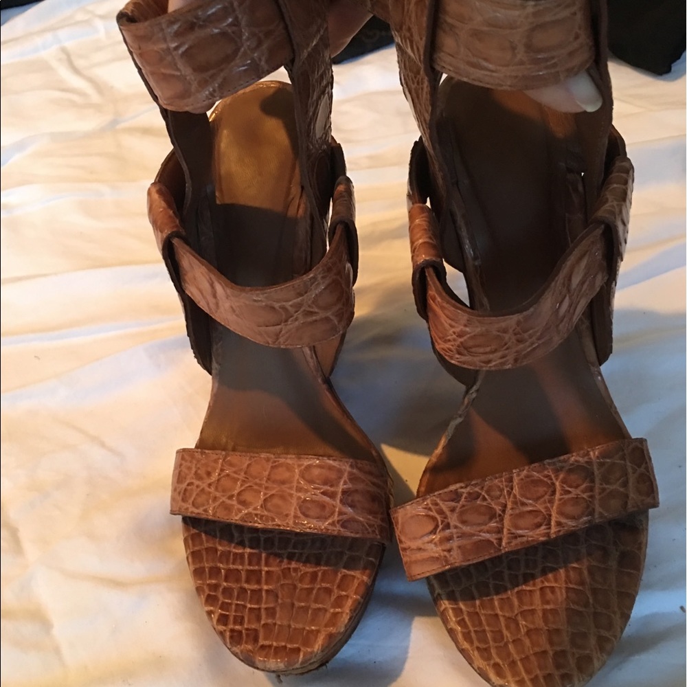 Bottega Veneta tan crocodile wedge